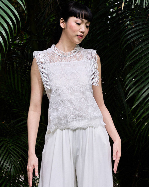 Sleeveless Lace with Trim