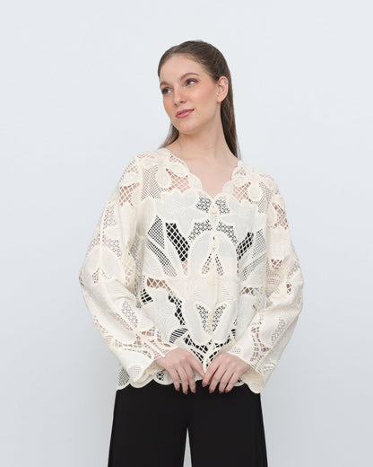 Longsleeve Lace Top