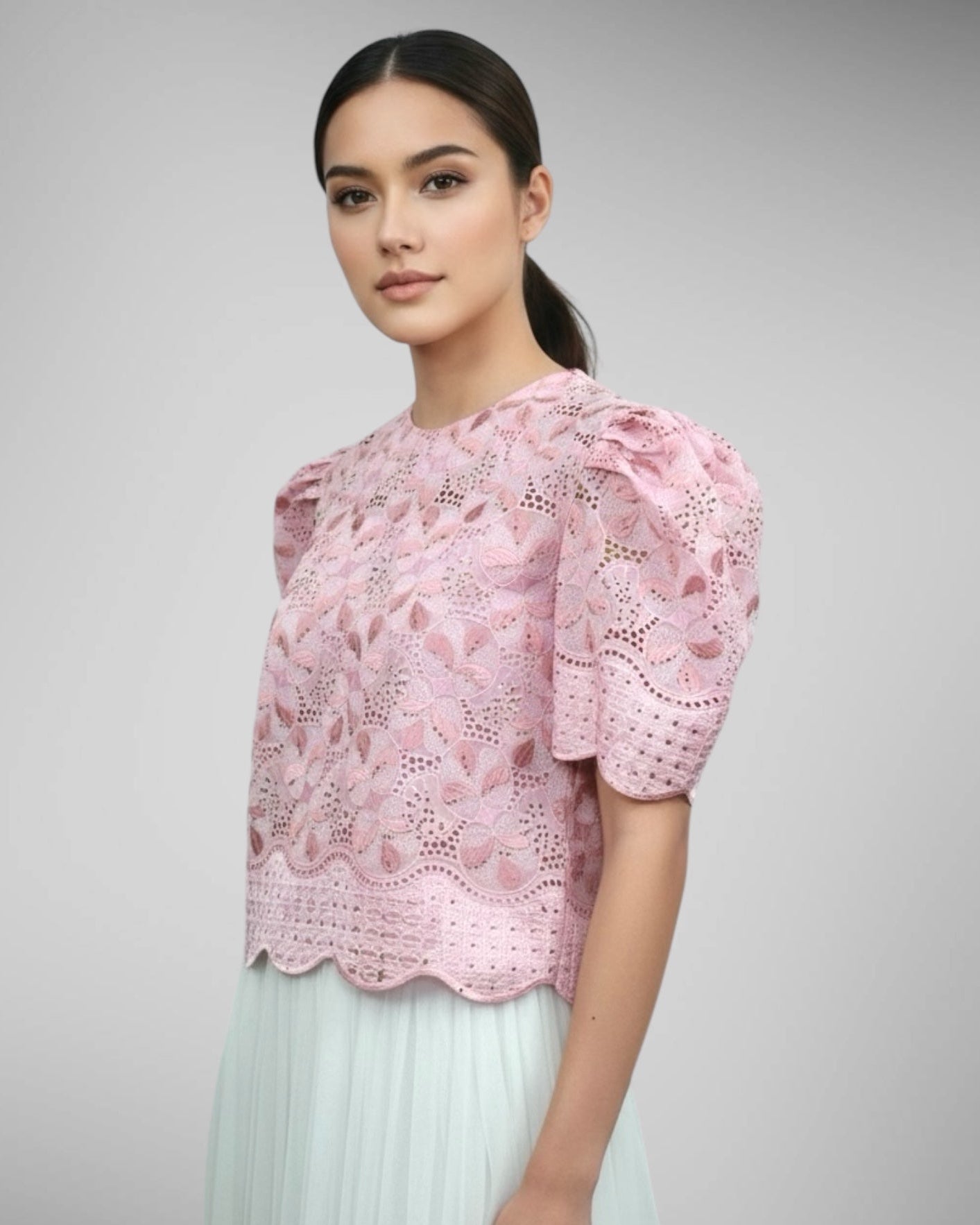 Puffsleeve Roundneck Top