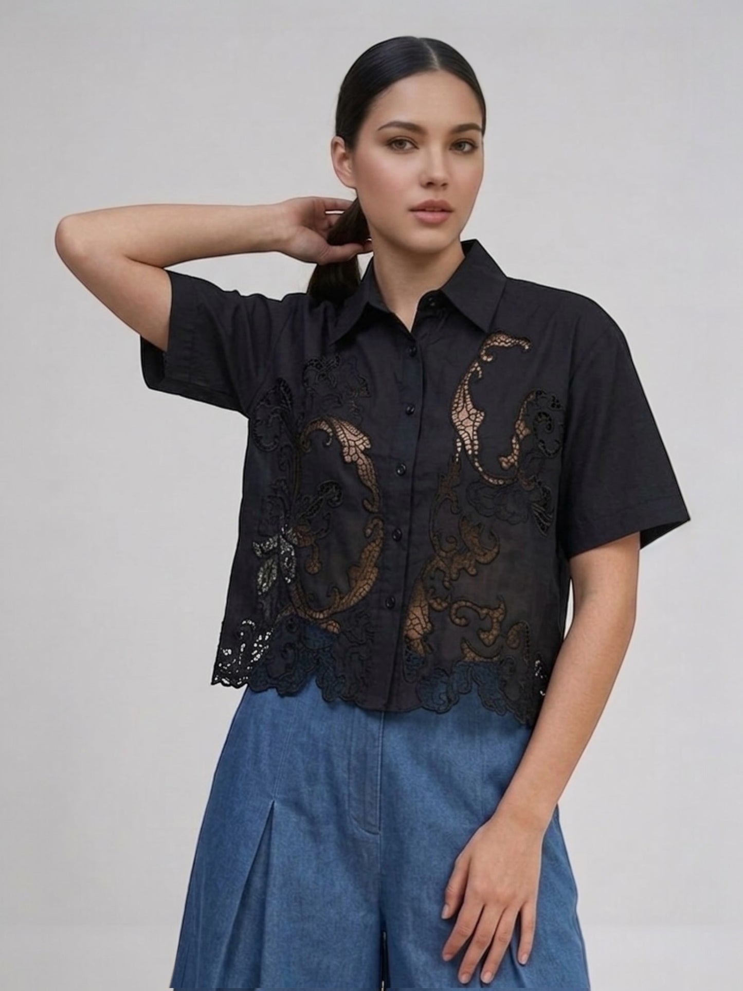 Buttondown with Lace
