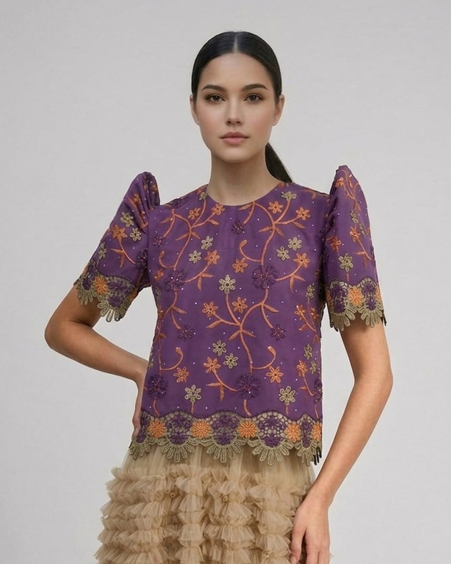 Applique Lace Roundneck