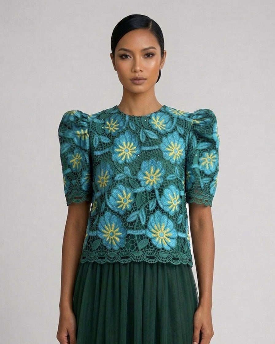Puffsleeve Roundneck Top